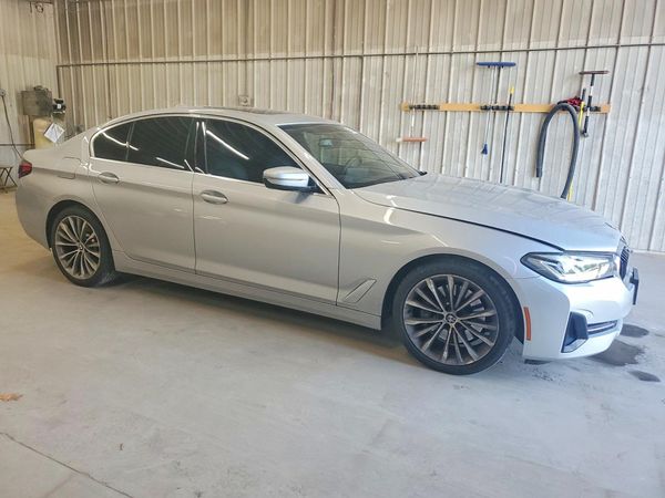 2021 BMW 530 xDrive