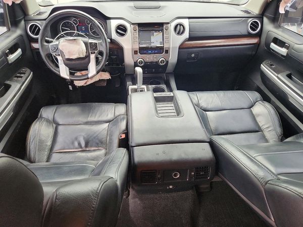 2017 TOYOTA TUNDRA Limited