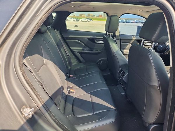 2018 JAGUAR F-PACE Premium