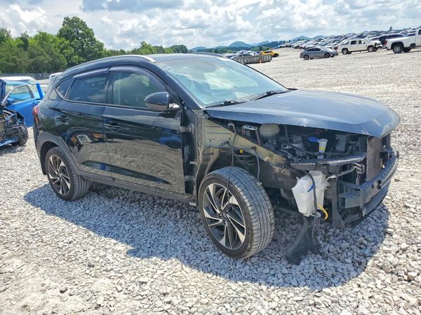 2020 HYUNDAI TUCSON