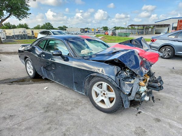 2013 DODGE CHALLENGER Base