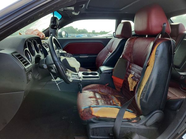 2013 DODGE CHALLENGER Base