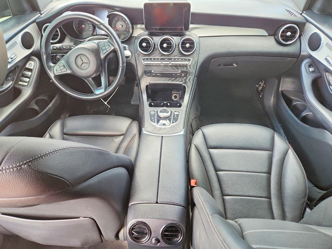 2019 MERCEDES-BENZ GLC GLC300