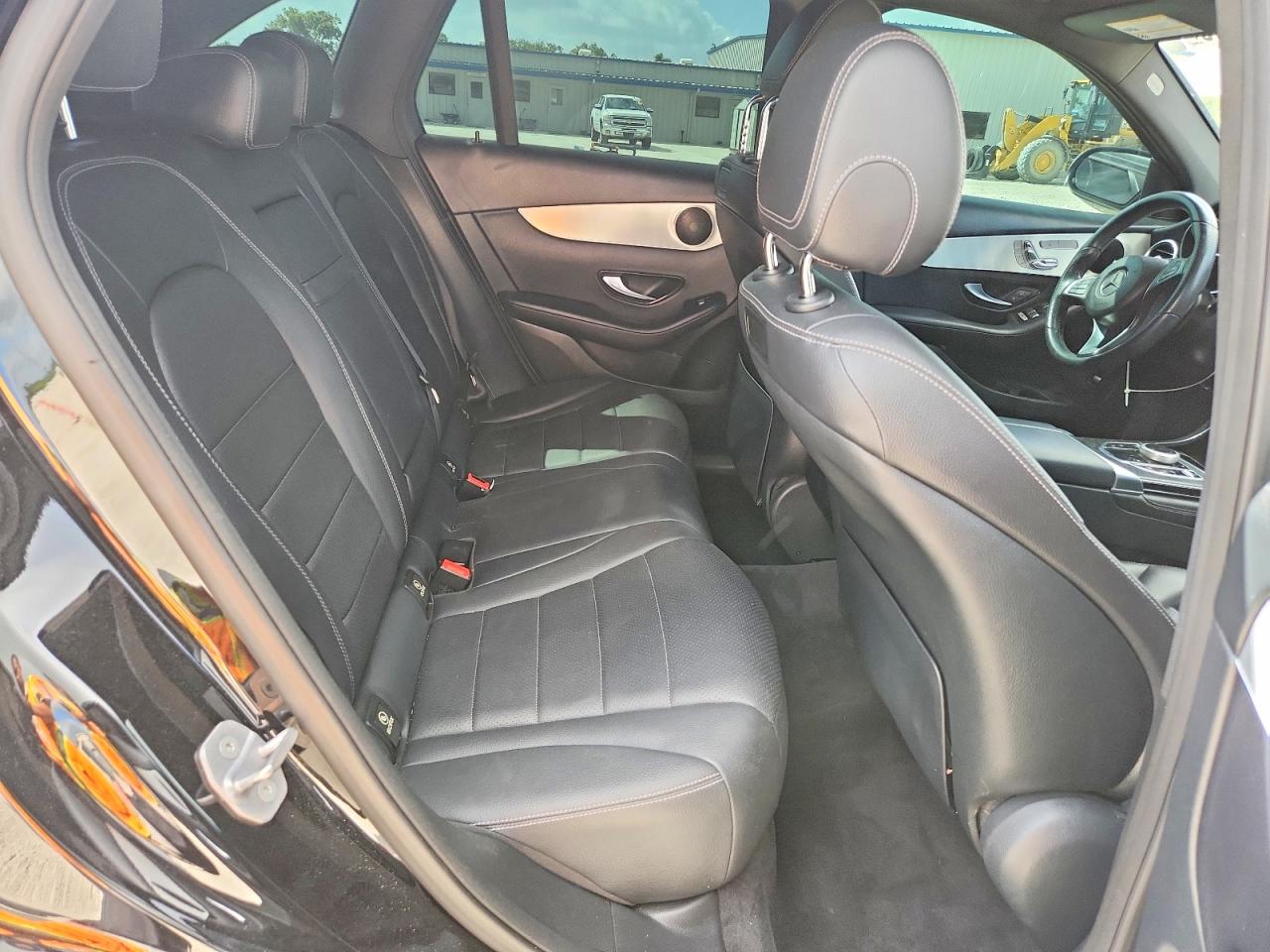 2019 MERCEDES-BENZ GLC GLC300