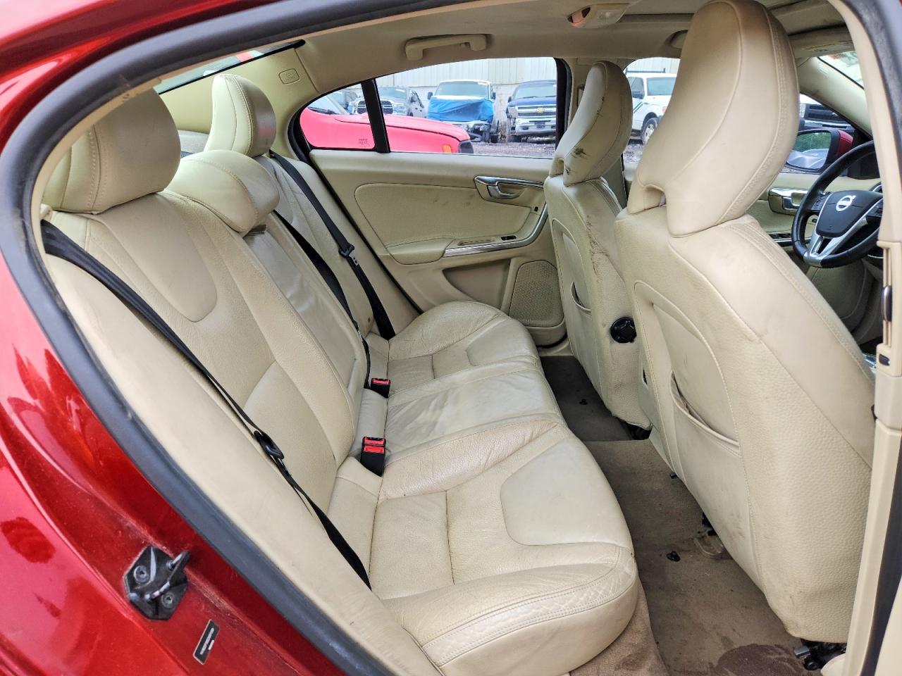2012 VOLVO S60