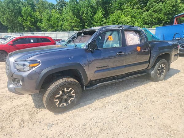 2022 TOYOTA TACOMA SR5