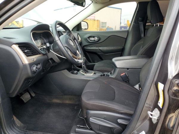 2015 JEEP CHEROKEE LATITUDE 4X4