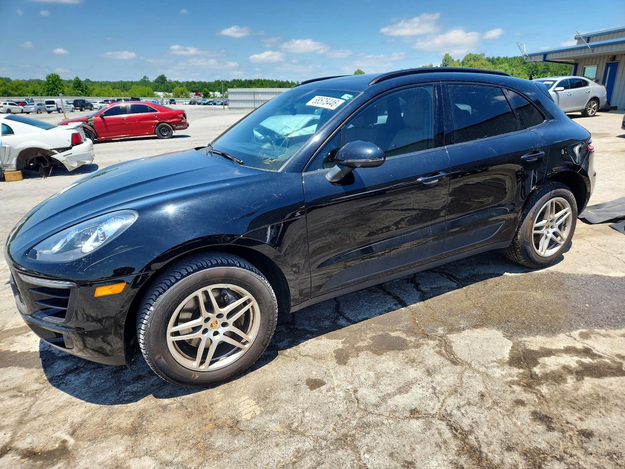 2018 PORSCHE MACAN