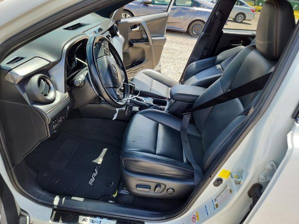 2016 TOYOTA RAV4 SE (S Grade)