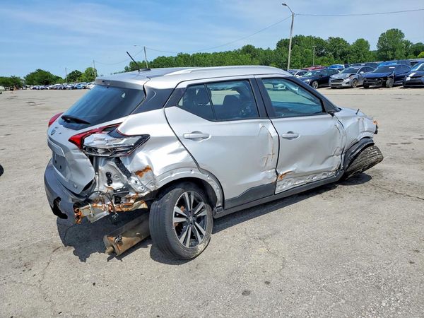 2019 NISSAN KICKS