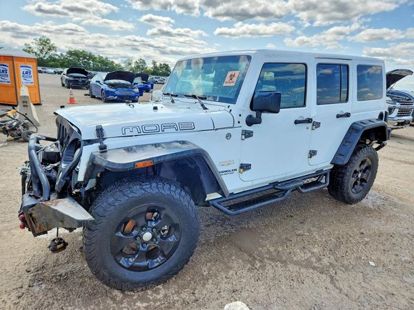 2015 JEEP WRANGLER UNLIMITED SAHARA 4X4
