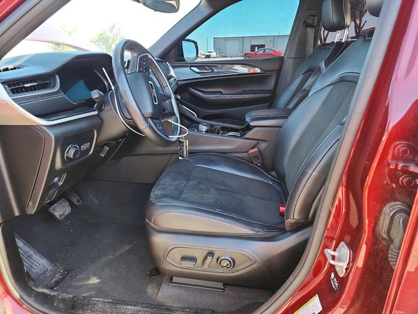 2021 JEEP GRAND CHEROKEE Laredo