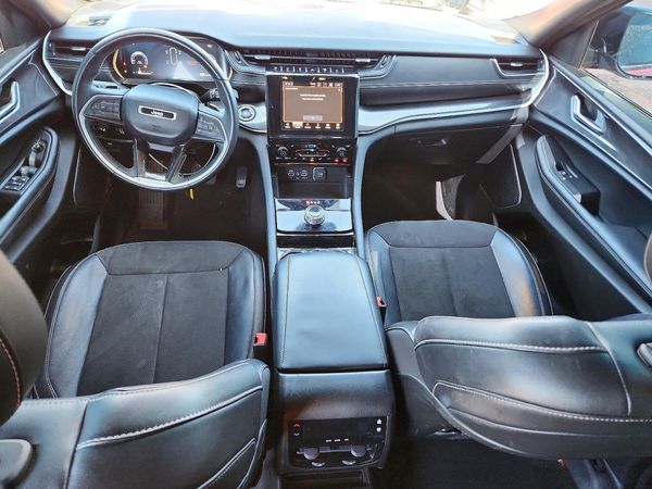 2021 JEEP GRAND CHEROKEE Laredo