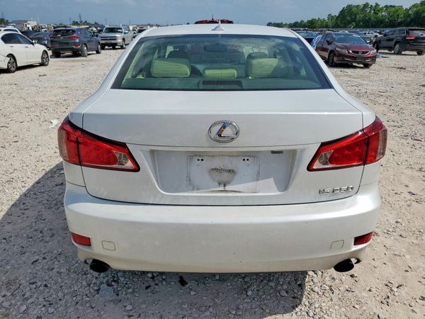 2013 LEXUS IS 250