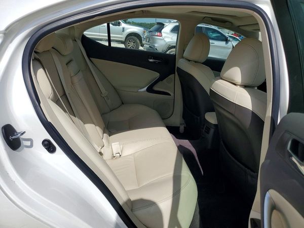 2013 LEXUS IS 250