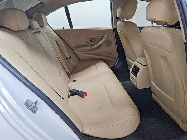 2017 BMW 320