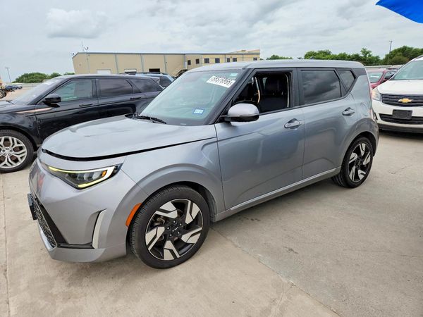 2023 KIA SOUL GT Line