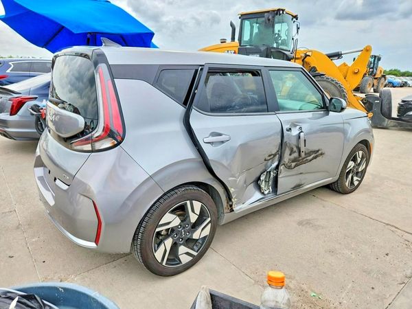 2023 KIA SOUL GT Line