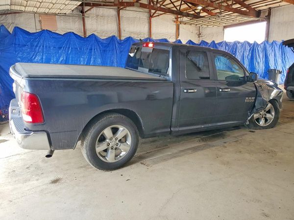 2018 RAM 1500 SLT QUAD CAB 4X4