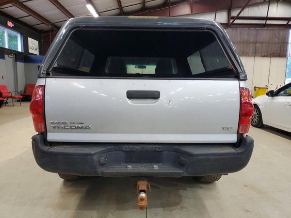 2013 TOYOTA TACOMA Delux