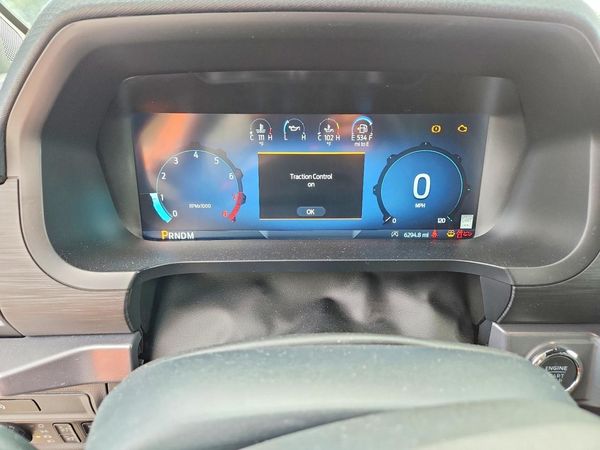 2025 FORD F150 XLT