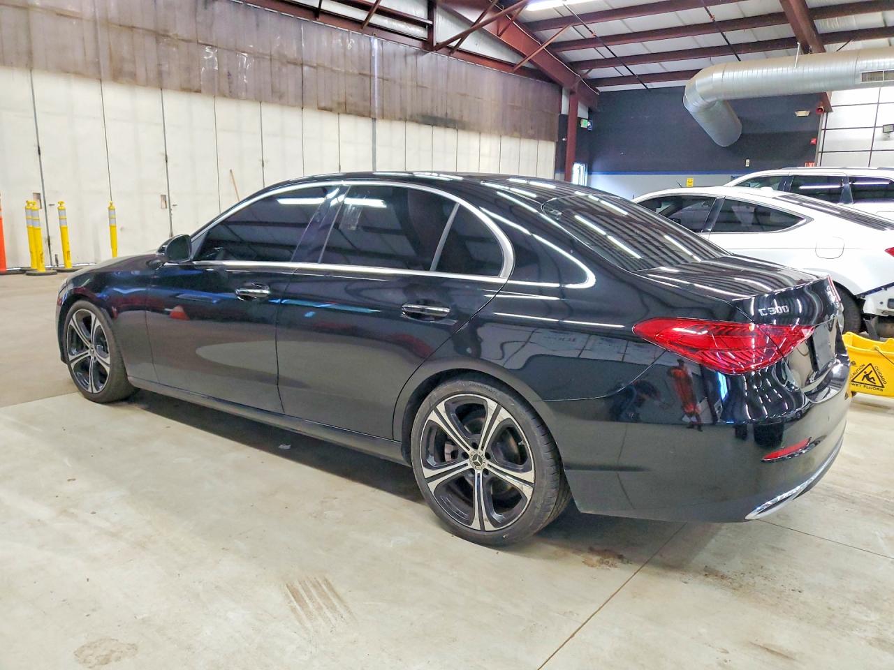 2022 MERCEDES-BENZ C C300
