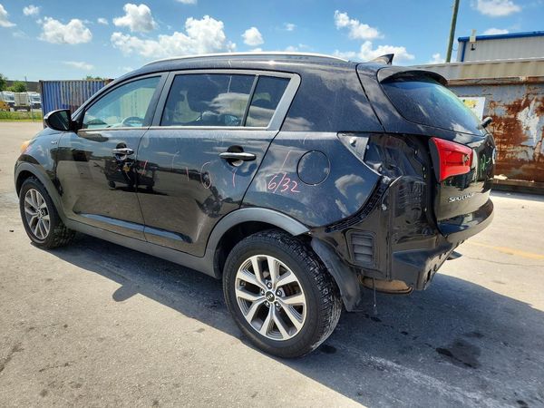 2015 KIA SPORTAGE GL - Middle-low