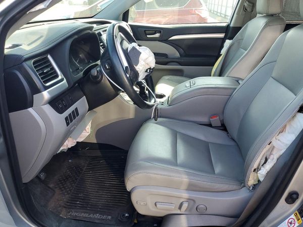 2018 TOYOTA HIGHLANDER SE/XLE