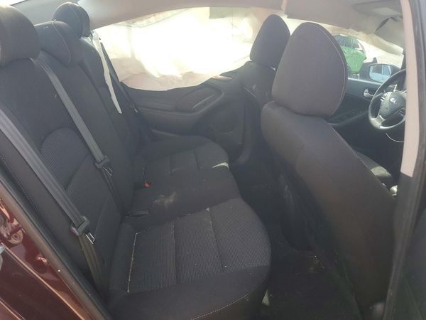 2018 KIA FORTE LX Base