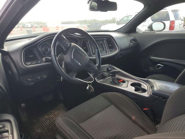 2016 DODGE CHALLENGER SXT