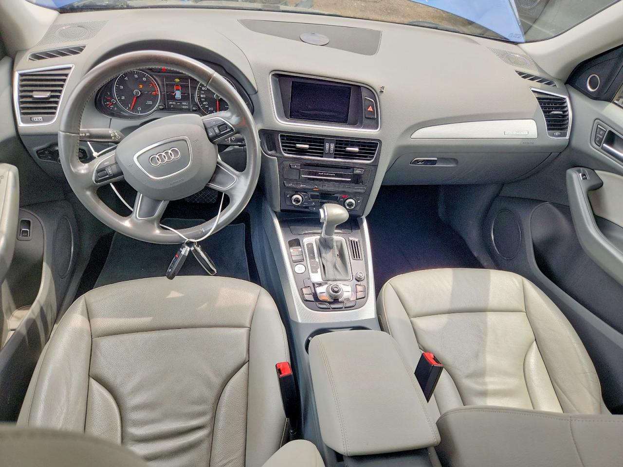 2013 AUDI Q5 Premium Plus