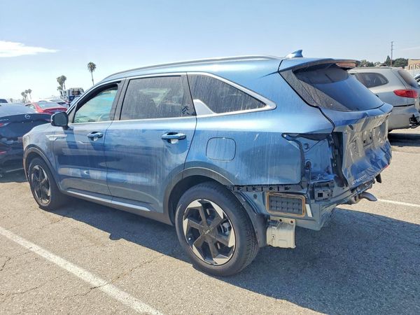 2025 KIA SORENTO