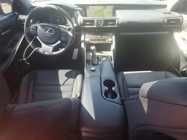 2018 LEXUS IS 300