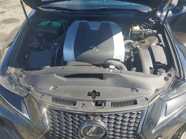 2018 LEXUS IS 300