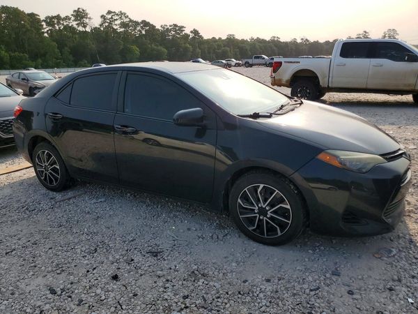 2017 TOYOTA COROLLA
