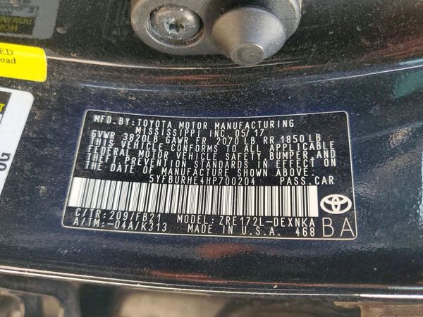 2017 TOYOTA COROLLA