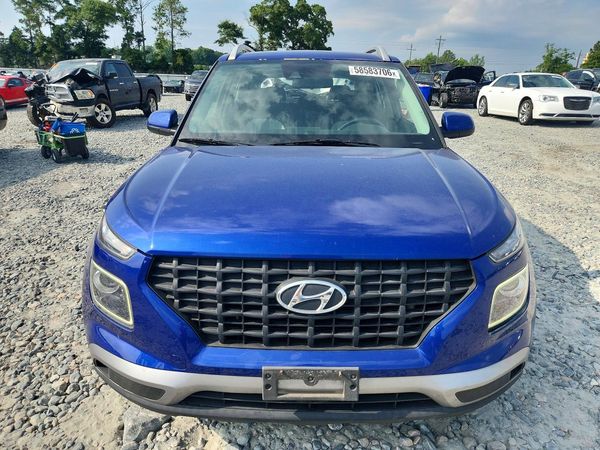 2021 HYUNDAI VENUE SEL & Denim