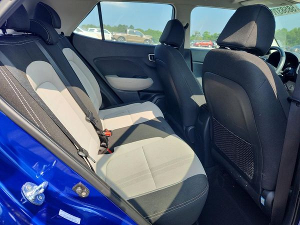 2021 HYUNDAI VENUE SEL & Denim