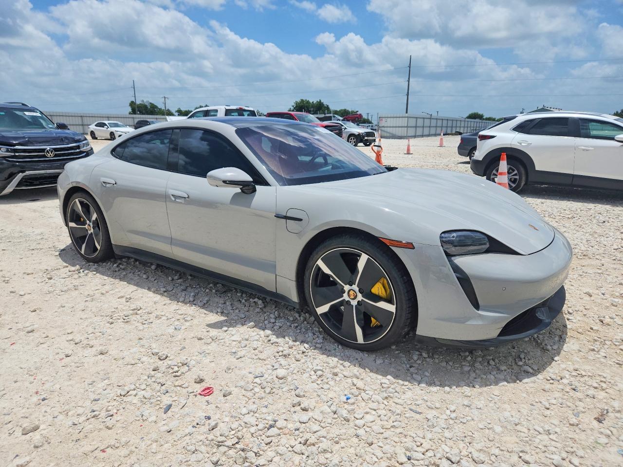 2021 PORSCHE TAYCAN Turbo / Turbo S