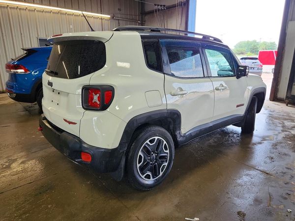 2016 JEEP RENEGADE TRAILHAWK 4X4