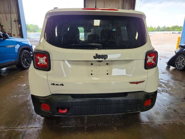2016 JEEP RENEGADE TRAILHAWK 4X4