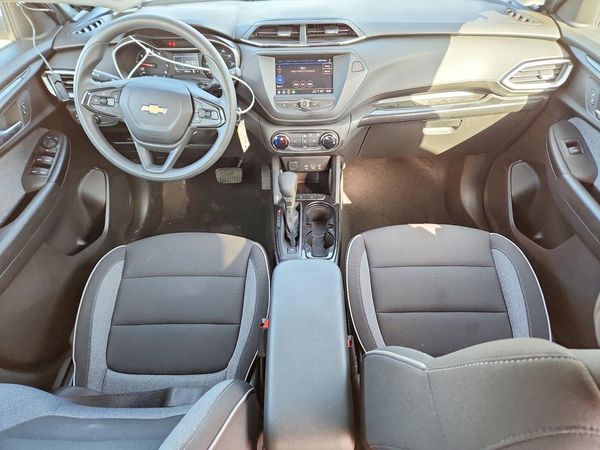 2023 CHEVROLET TRAILBLAZER LS