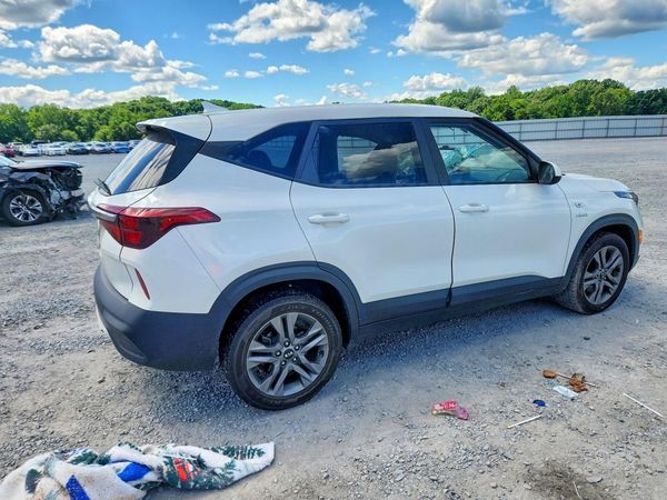 2021 KIA SELTOS LX