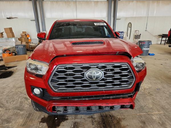 2020 TOYOTA TACOMA SR5