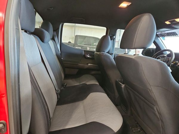 2020 TOYOTA TACOMA SR5