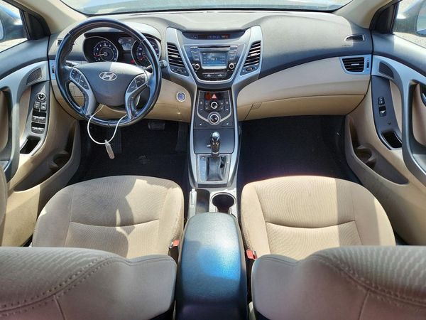2016 HYUNDAI ELANTRA