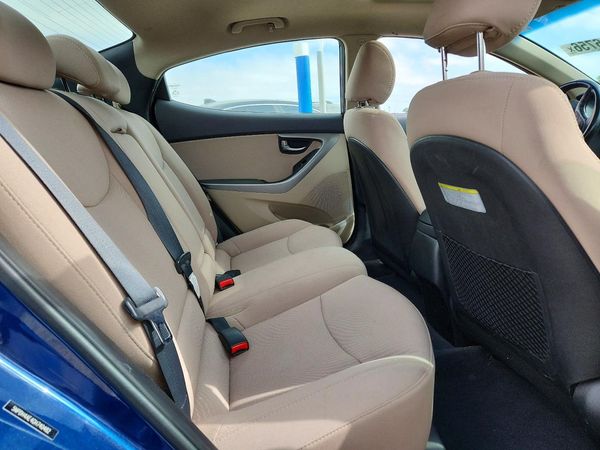 2016 HYUNDAI ELANTRA