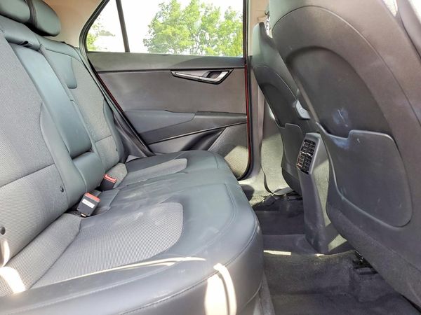 2023 KIA NIRO EX