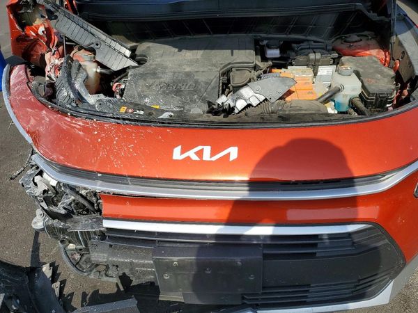 2023 KIA NIRO EX