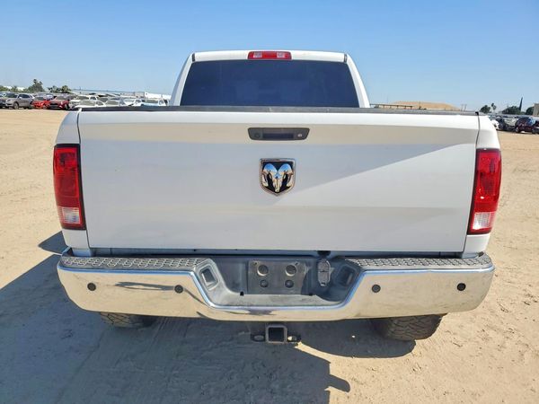2018 RAM 2500 ST
